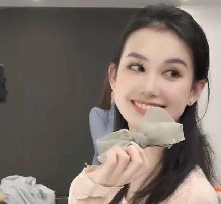 网红吃瓜小说,网红吃瓜背后的风云涌动