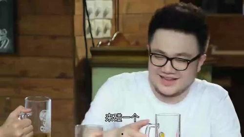 路人吃瓜网,揭秘娱乐圈幕后故事，带你领略明星真实生活