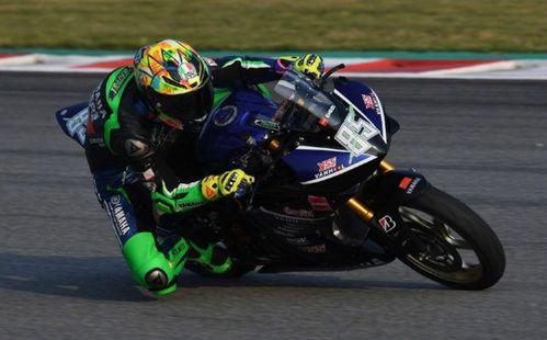 摩托车网红男博主吃瓜,揭秘娱乐圈那些吃瓜背后的故事